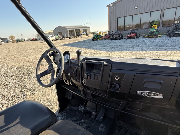 2018-polaris-ranger-image-36