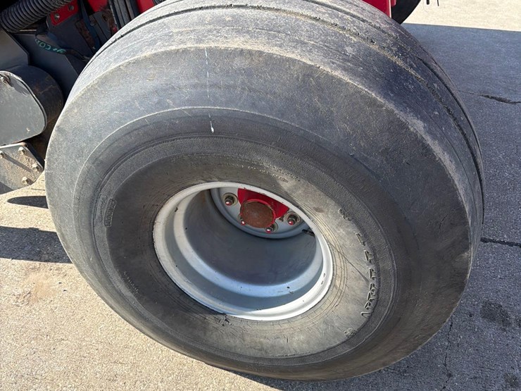 massey-ferguson-2856a-image-23