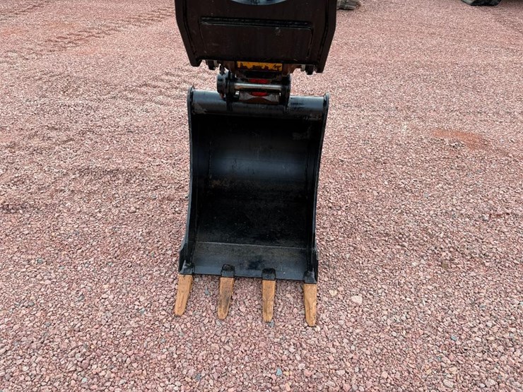 caterpillar-305e2-cr-image-35