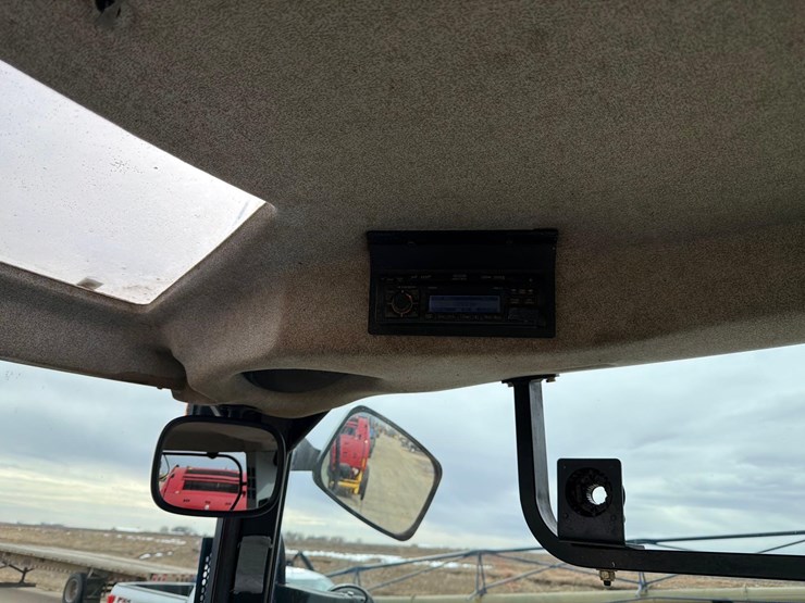 2011-new-holland-t6030-plus-image-49