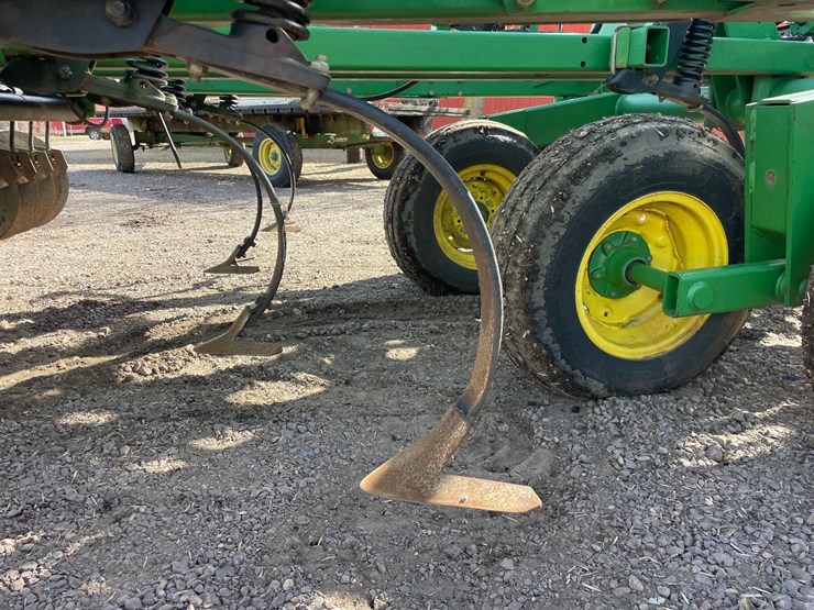 john-deere-726-image-28