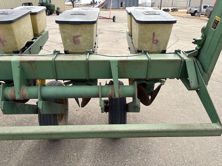 john-deere-7000-image-23