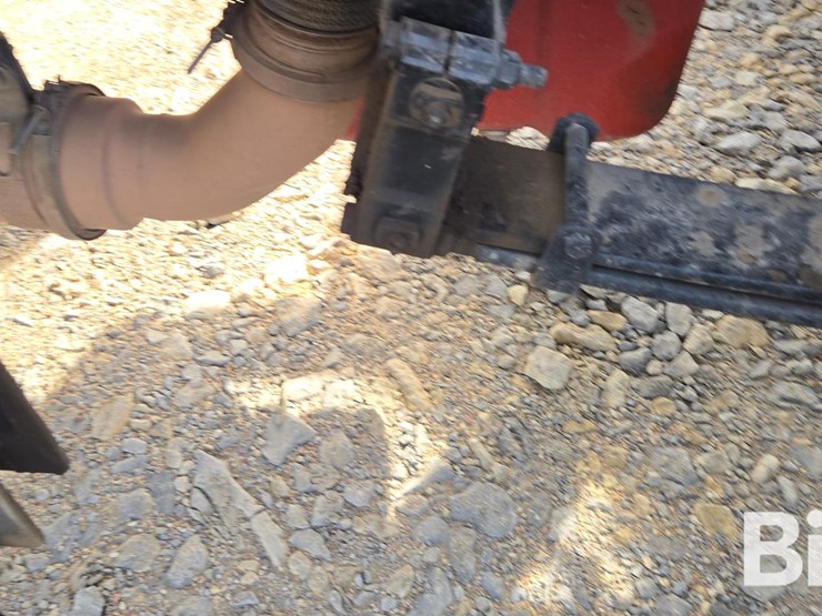 2022-peterbilt-389-image-13