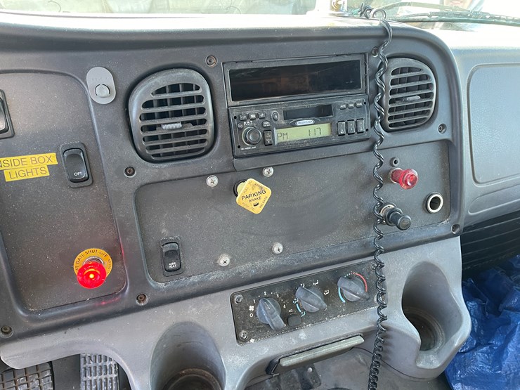 2006-caterpillar-c7-image-46