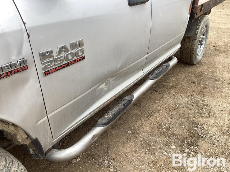 2018-dodge-2500-image-17