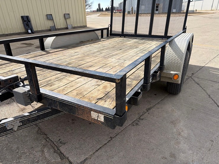 2011-pj-flatbed-image-12