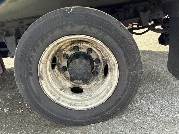 2016-ford-f650-sd-image-5