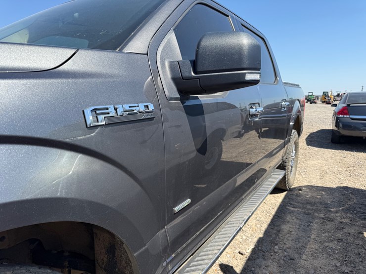 2016-ford-f150-image-16