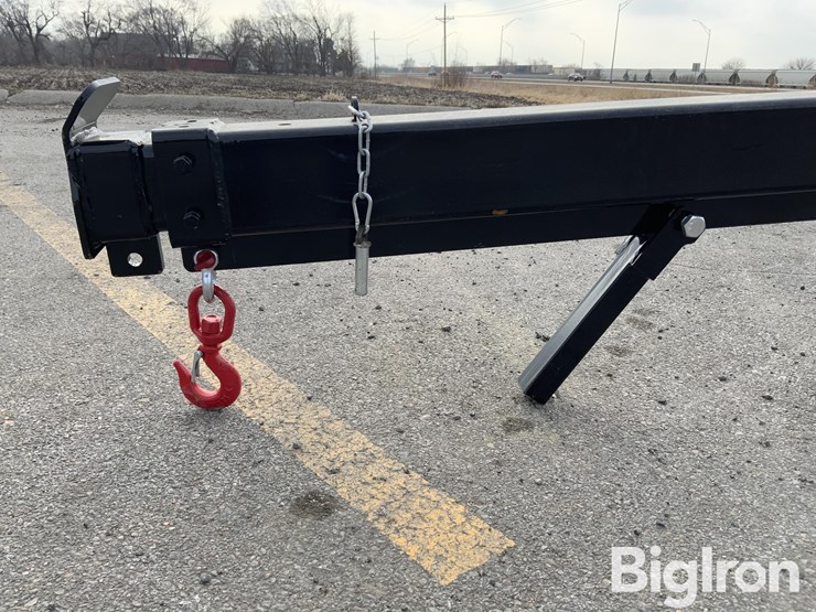 2025-massey-ferguson-730-image-15