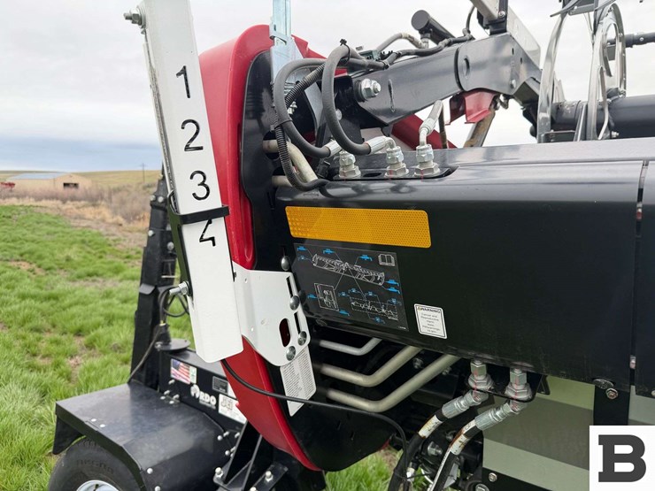 2023-mac-don-fd240-image-14