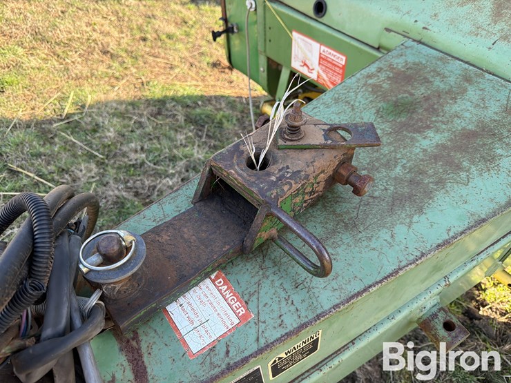 john-deere-530-image-15