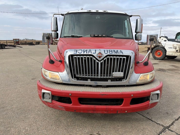 2014-international-4000-image-2