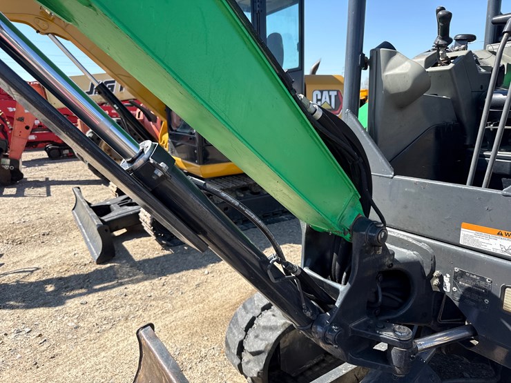 2017-bobcat-e26-image-19