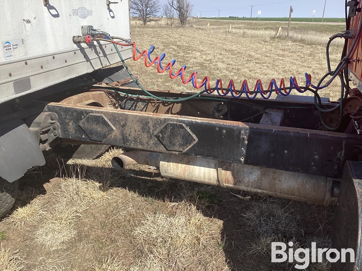 1978-ford-8000-image-13