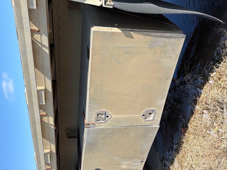 2003-chaparrel-102”-x-48ft-semi-flatbed-trailer-image-29