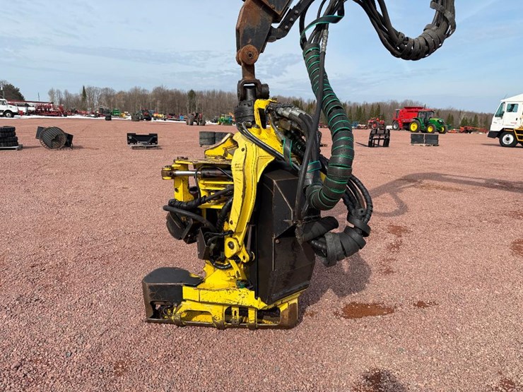 deere-1270e-image-41