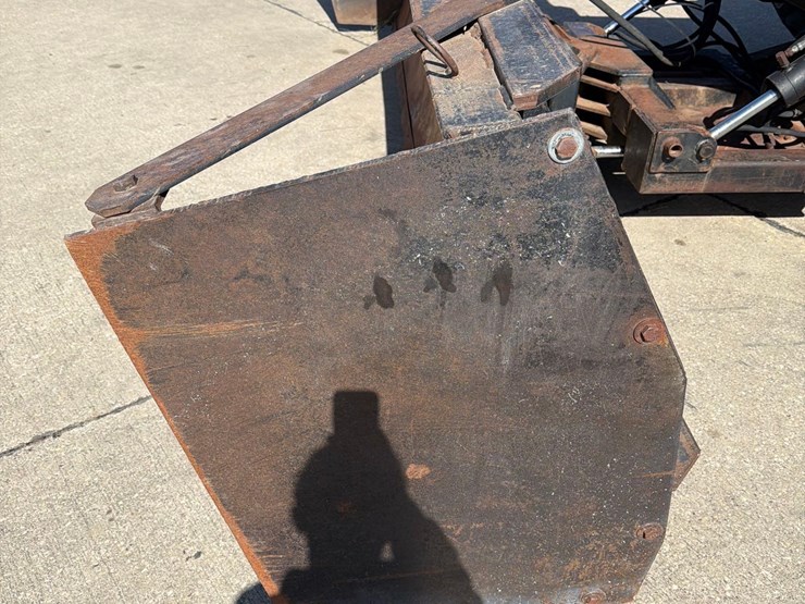 1990-versatile-946-image-21