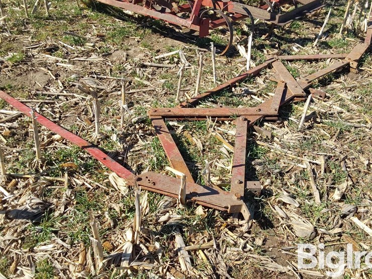 international-22-image-18