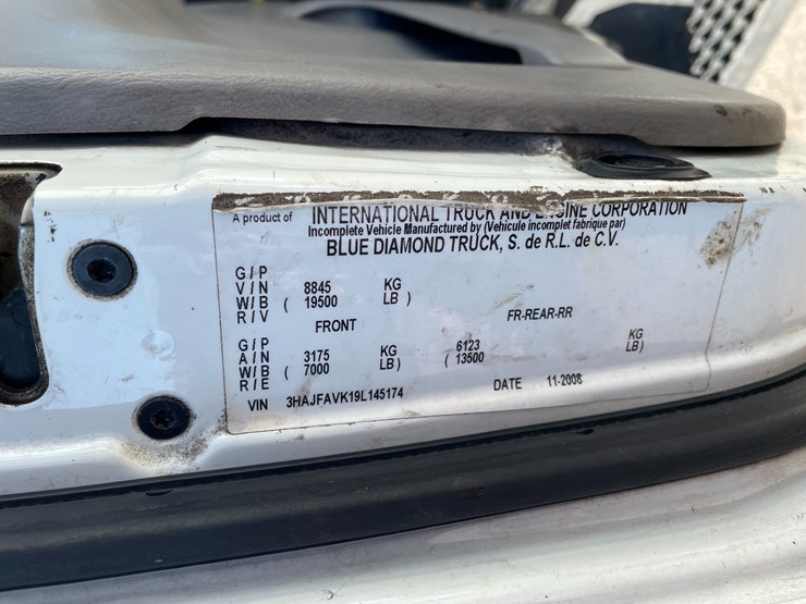 2009-international-cf600-image-35