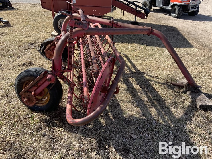 massey-ferguson-37-image-4