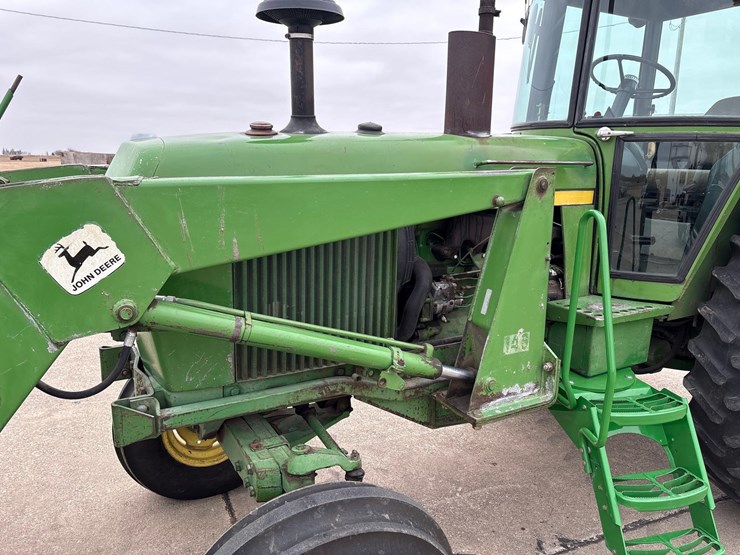 john-deere-4030-image-11