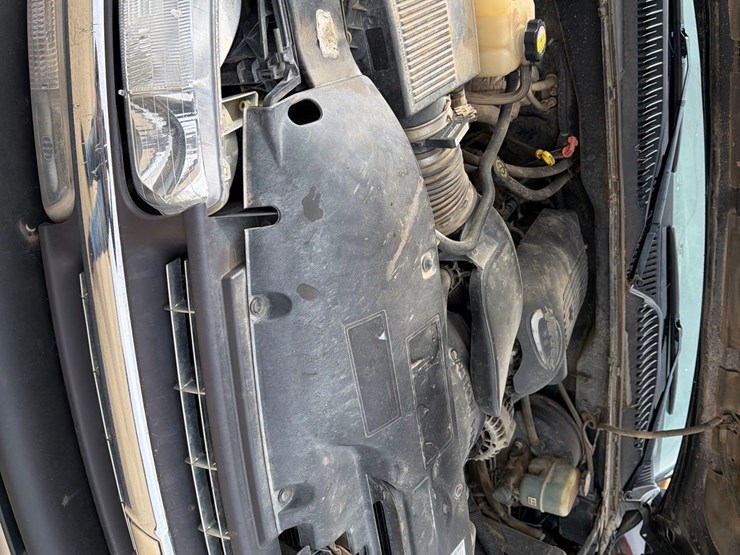 2001-chevrolet-1500-image-31