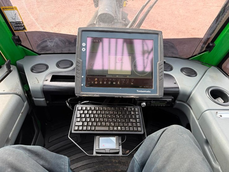 deere-1270e-image-70