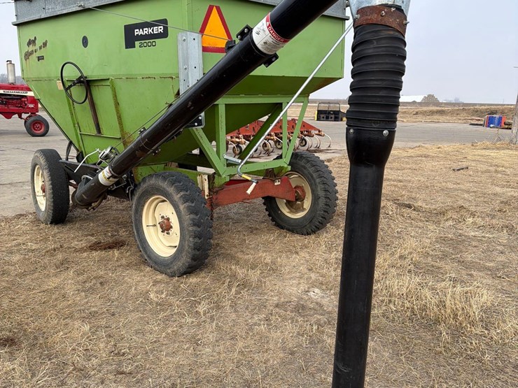 2000-parker-2000-image-5