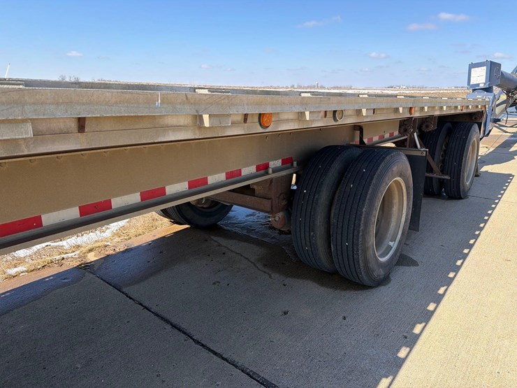 2003-chaparrel-102”-x-48ft-semi-flatbed-trailer-image-12