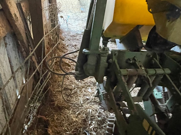 john-deere-7200-image-23