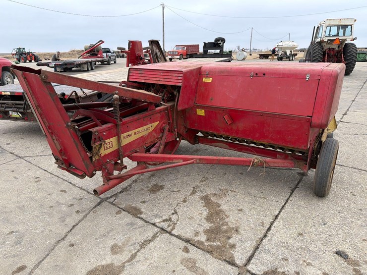 new-holland-271-image-3