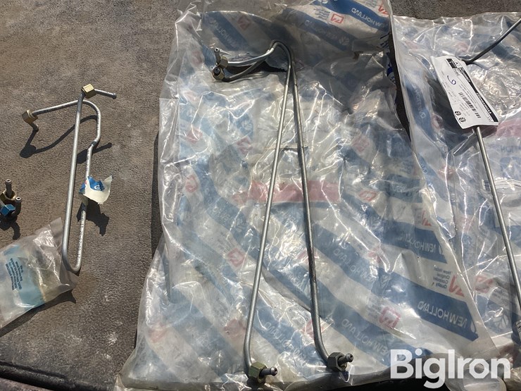 new-holland-35-image-2