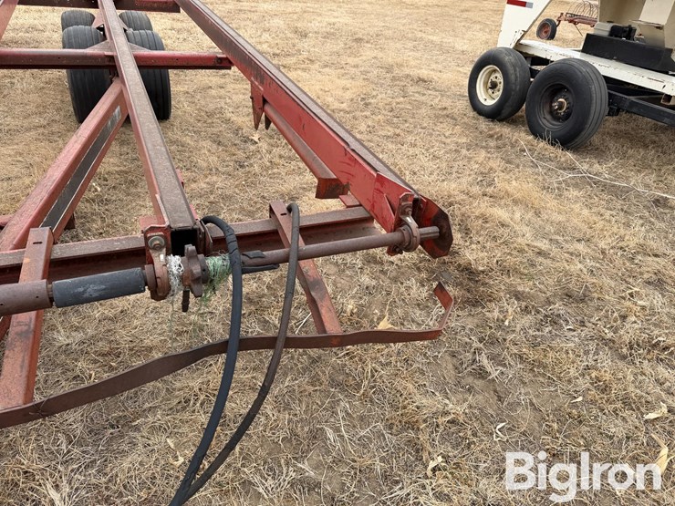 farmhand-8-bale-image-11