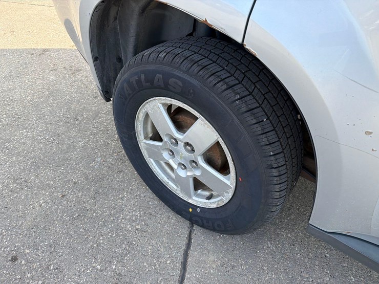 2006-chevrolet-equinox-image-14