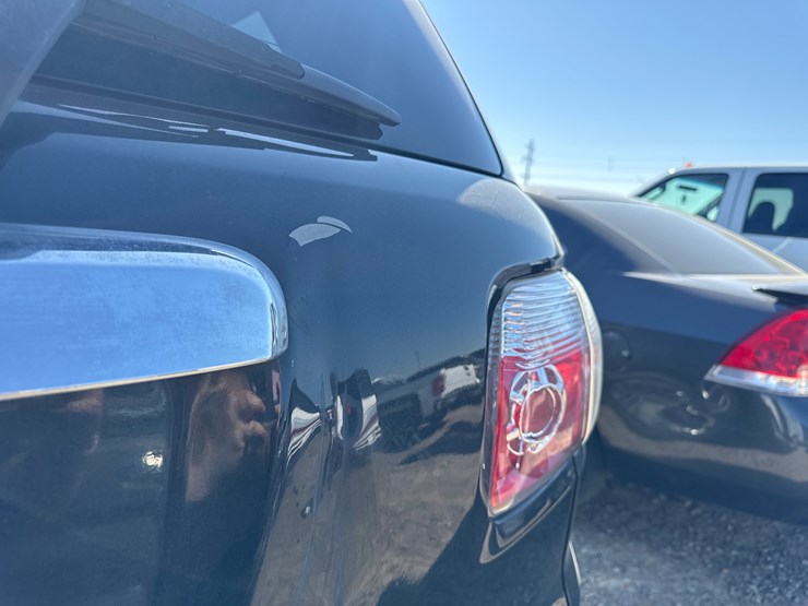 2011-gmc-acadia-image-7