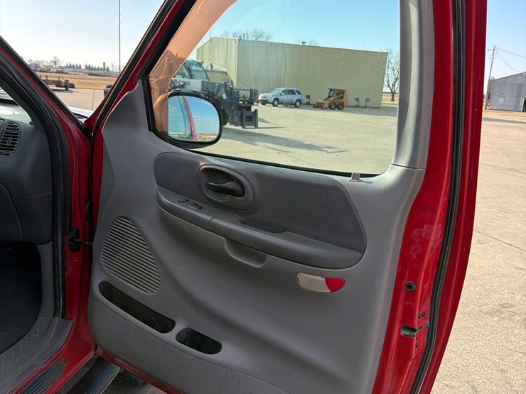 2001-ford-f150-image-36