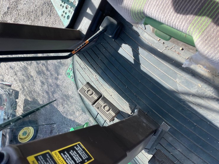 2007-john-deere-9560-sts-image-63