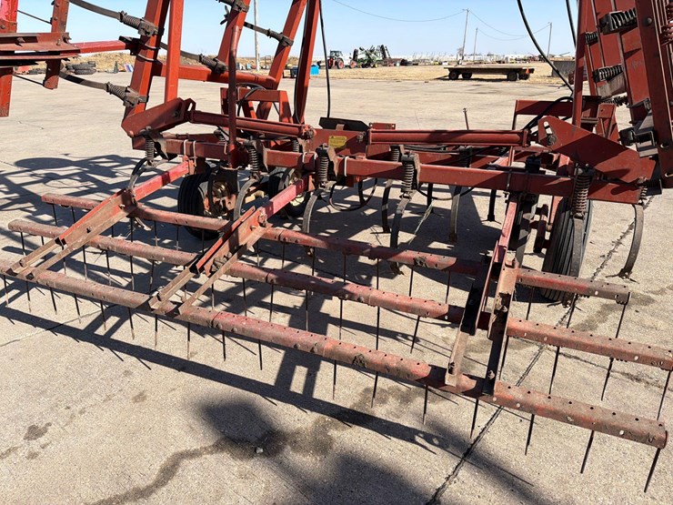 hesston-2210-image-18