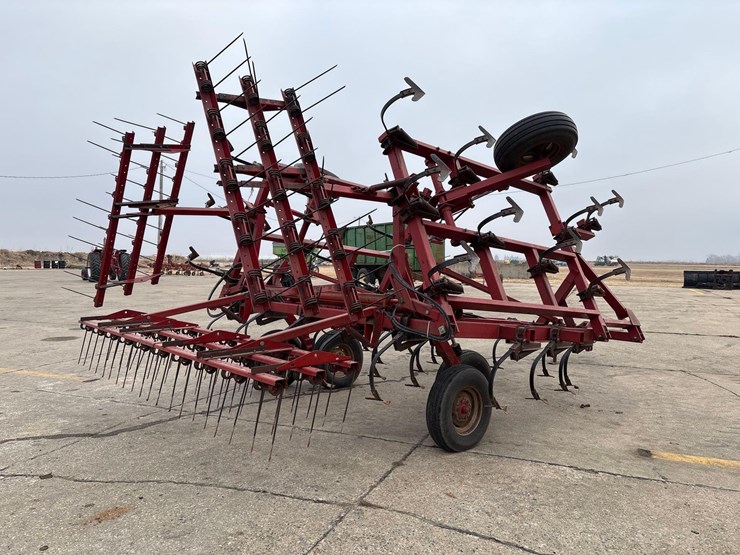 case-ih-4600-image-3