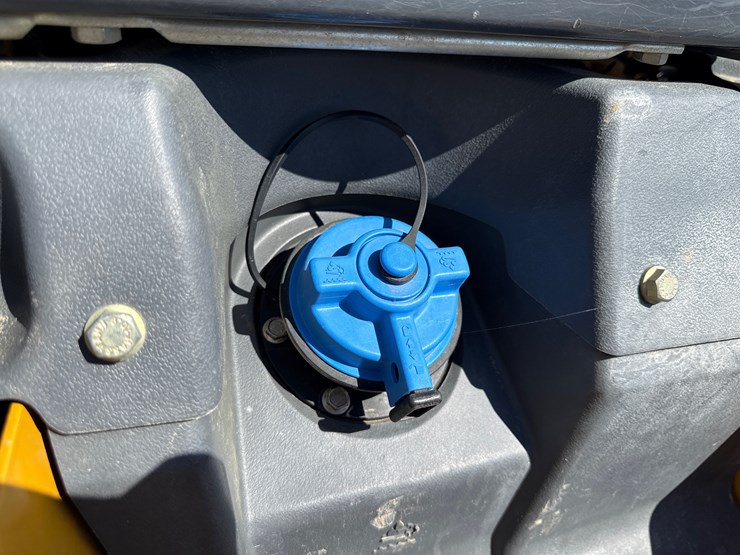 2024-deere-320-p-tier-image-20