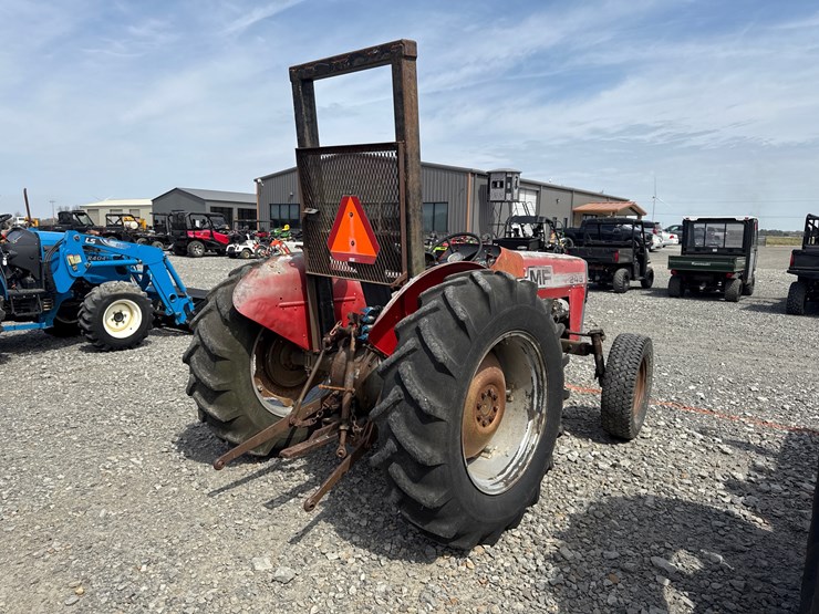 massey-ferguson-245-image-4