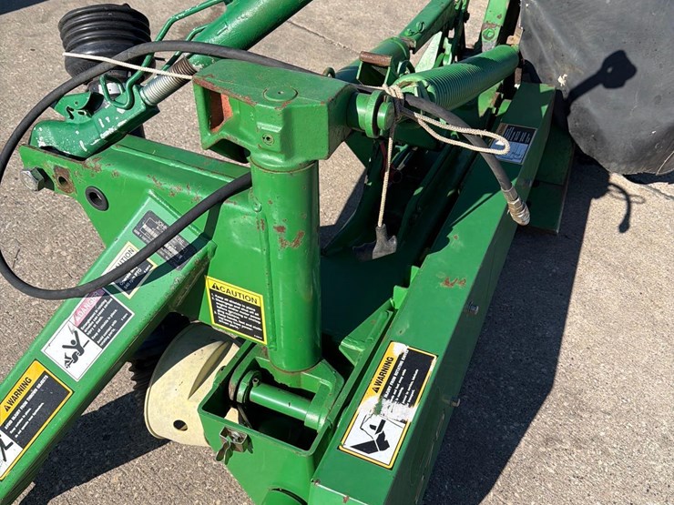 john-deere-275-image-11