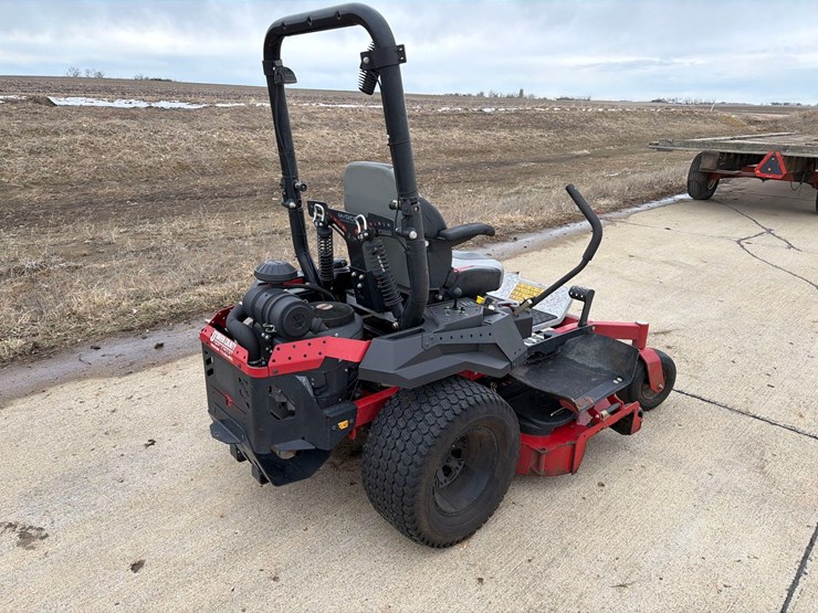 2019-toro-zero-turn-lawnmower-image-4