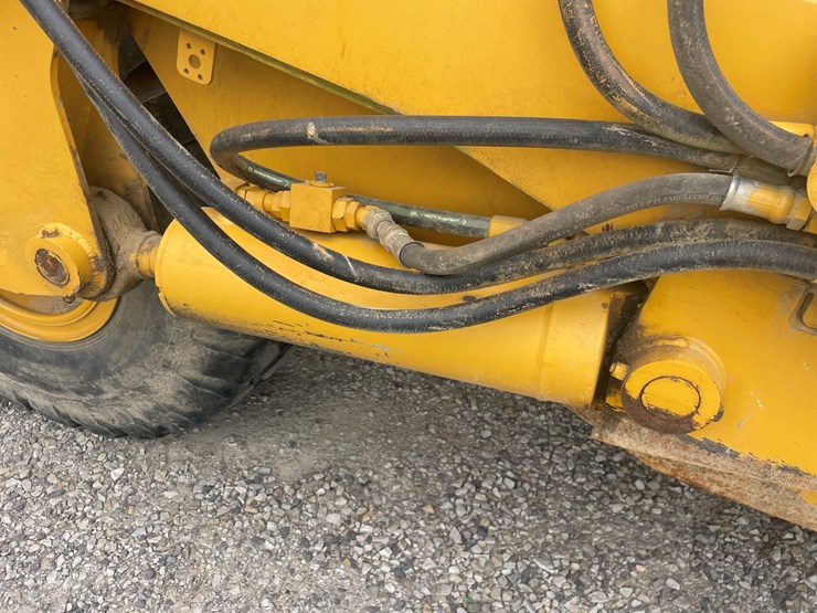 deere-1812c-image-16