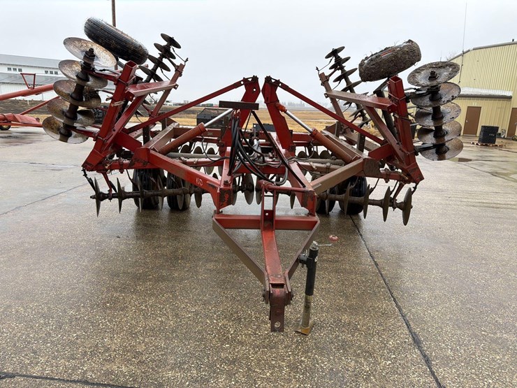 international-490-image-2