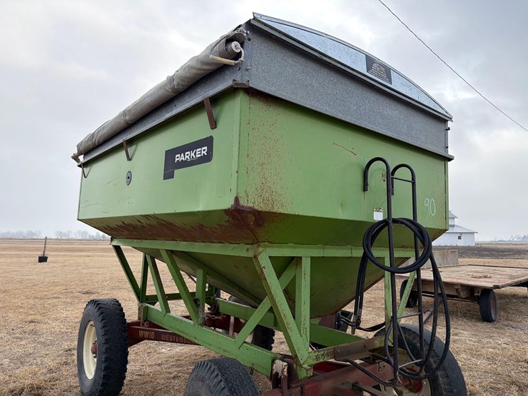 2000-parker-2000-image-16