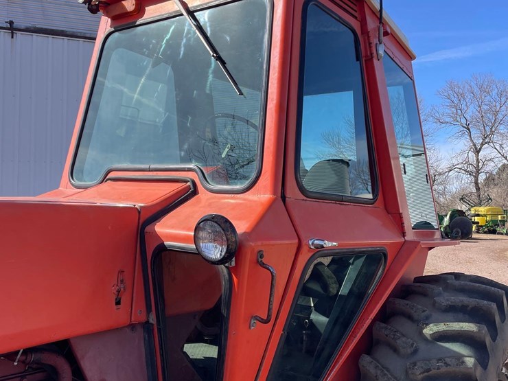 allis-chalmers-7040-2wd-tractor—1-owner-image-24