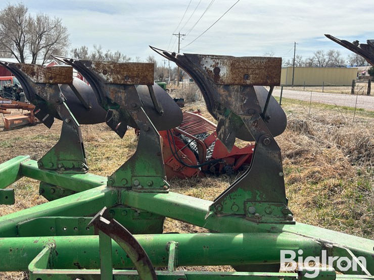 oliver-6342-image-16