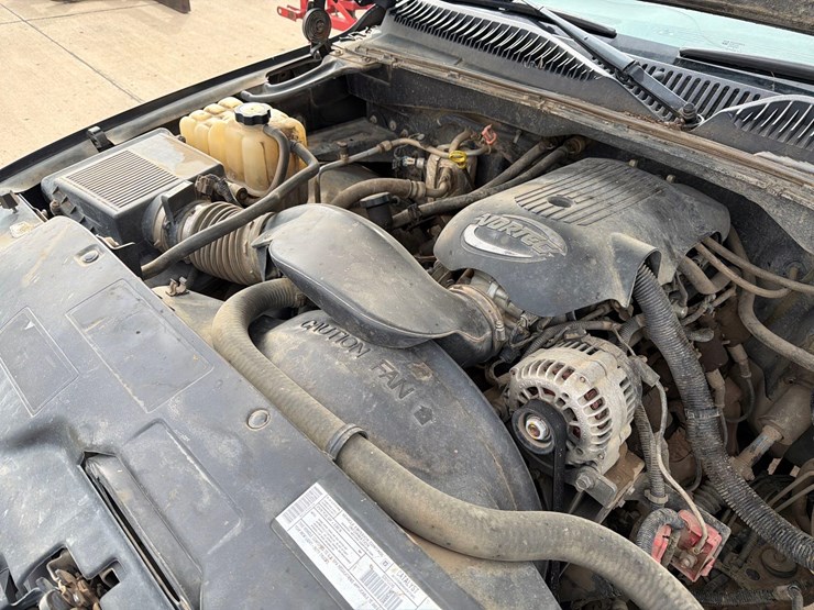 2001-chevrolet-1500-image-35