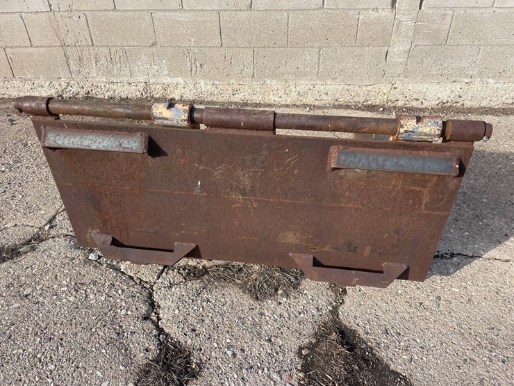 42”-skidloader-quick-tach-pallet-forks-image-4